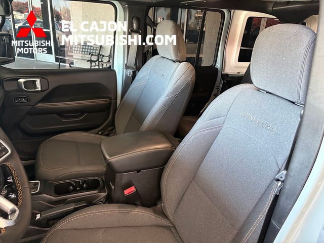 Used 2024 Jeep Wrangler Unlimited Sahara AWD/4WD image 11