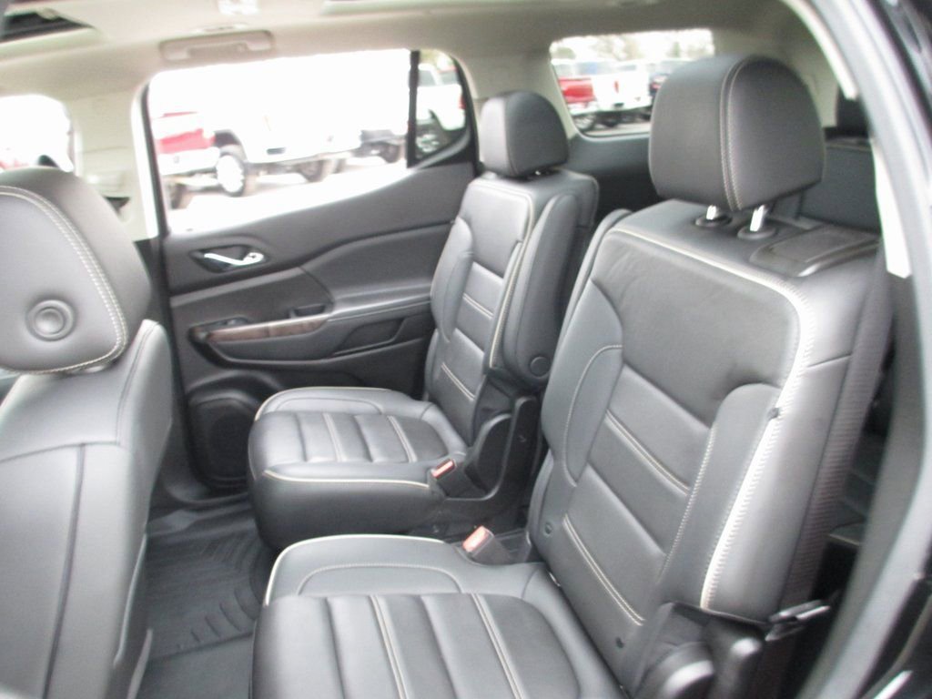 Used 2022 GMC Acadia Denali w/ Denali Ultimate Package image 20
