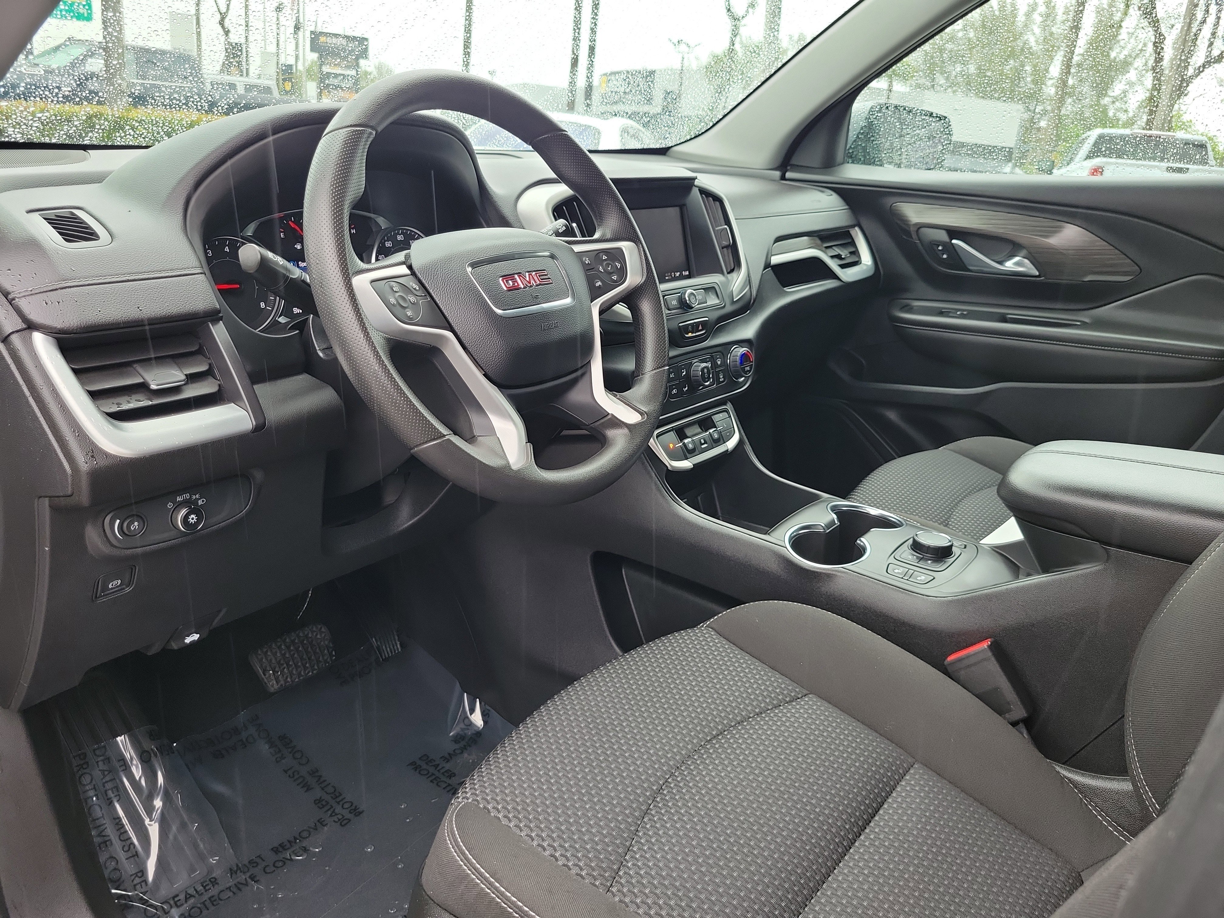 Used 2023 GMC Terrain SLE w/ Driver Convenience Package FWD image 9
