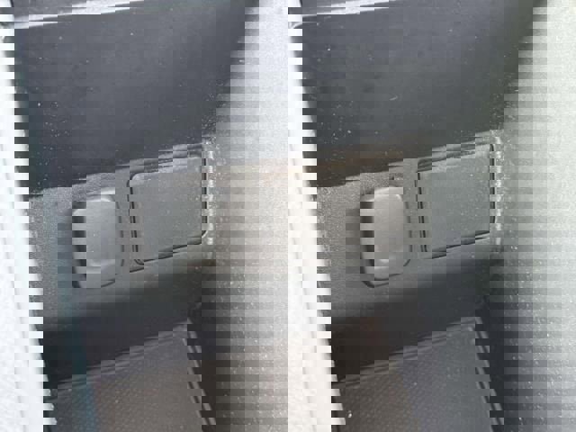 Used 2025 Chevrolet Blazer LT AWD/4WD image 28