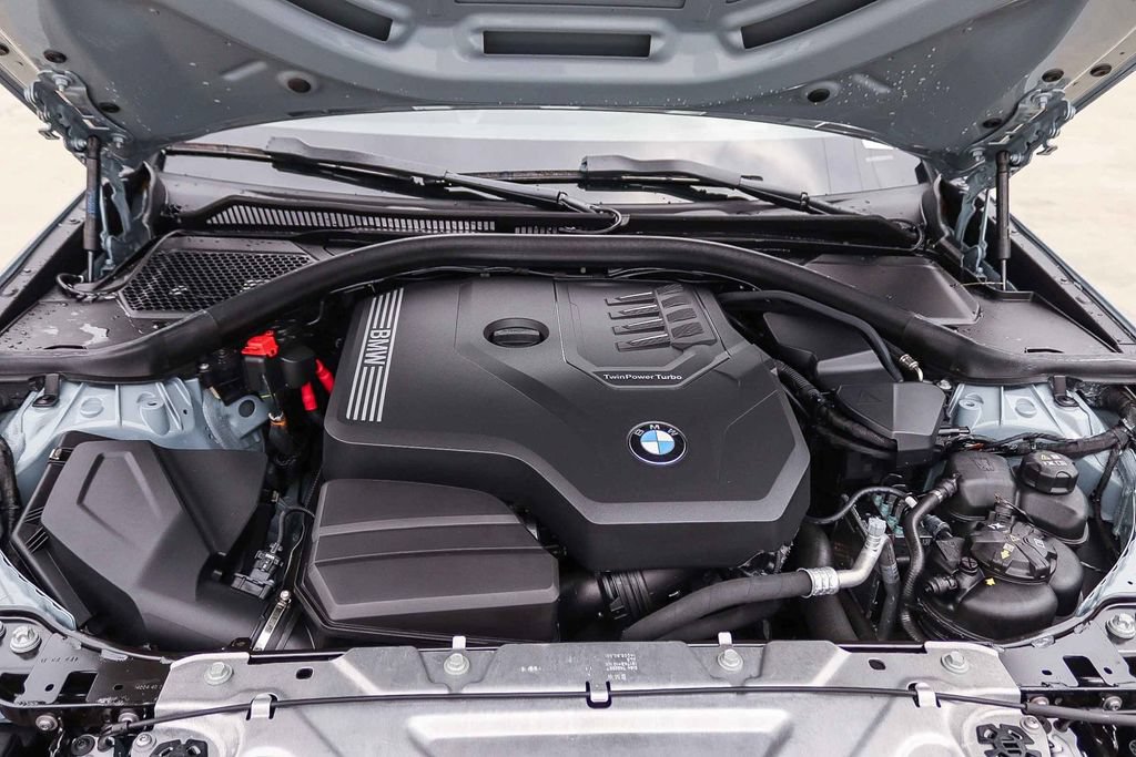 Used 2023 BMW 330i Sedan w/ M Sport Package RWD image 31