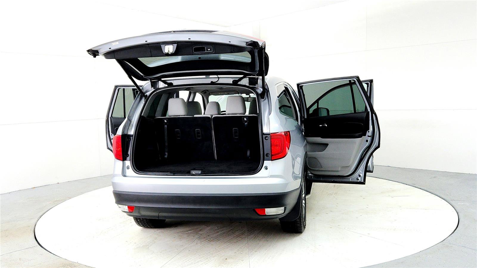 Used 2016 Honda Pilot EX-L image 11