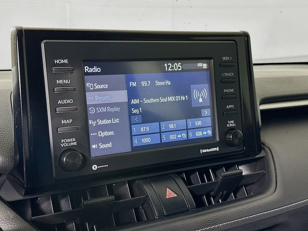 Used 2021 Toyota RAV4 LE image 26