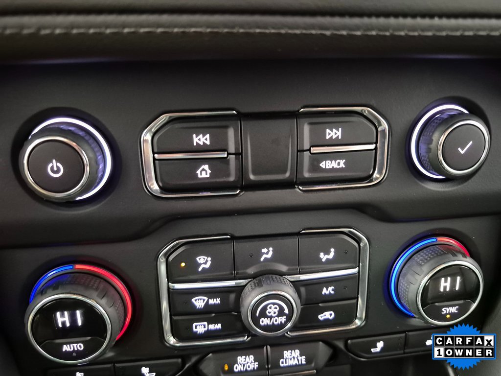 Used 2022 Chevrolet Suburban LT image 28