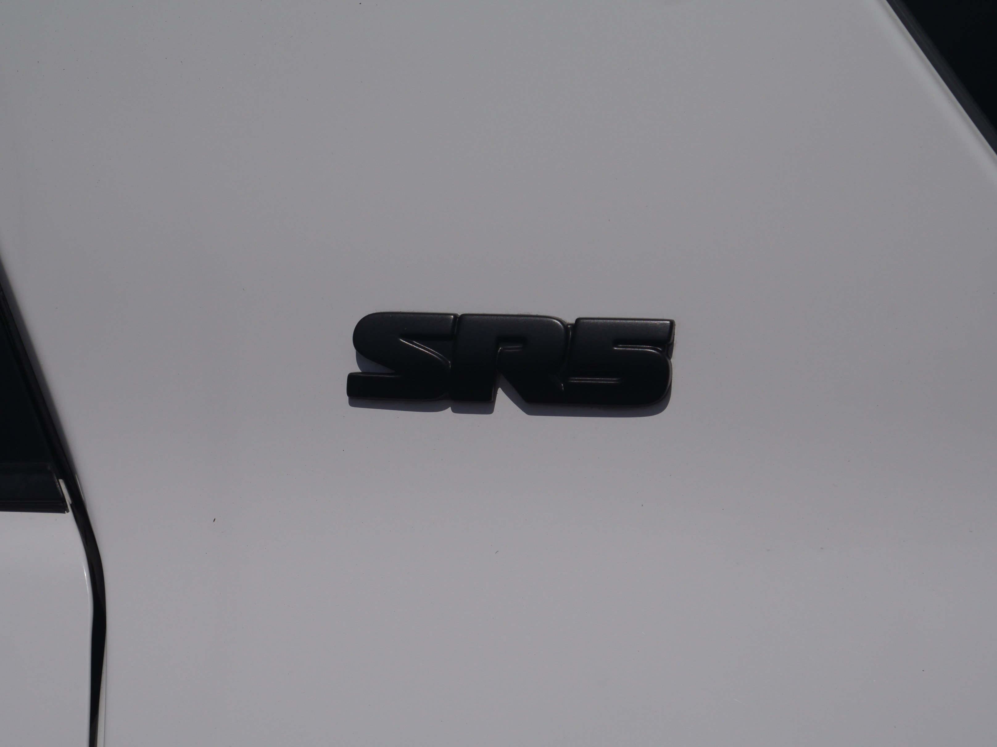 Used 2016 Toyota 4Runner SR5 AWD/4WD image 14