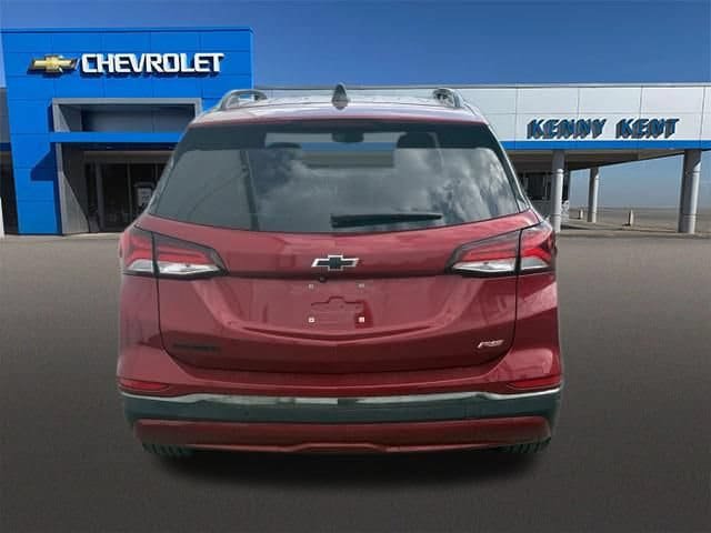 Used 2022 Chevrolet Equinox RS w/ RS Leather Package FWD image 9