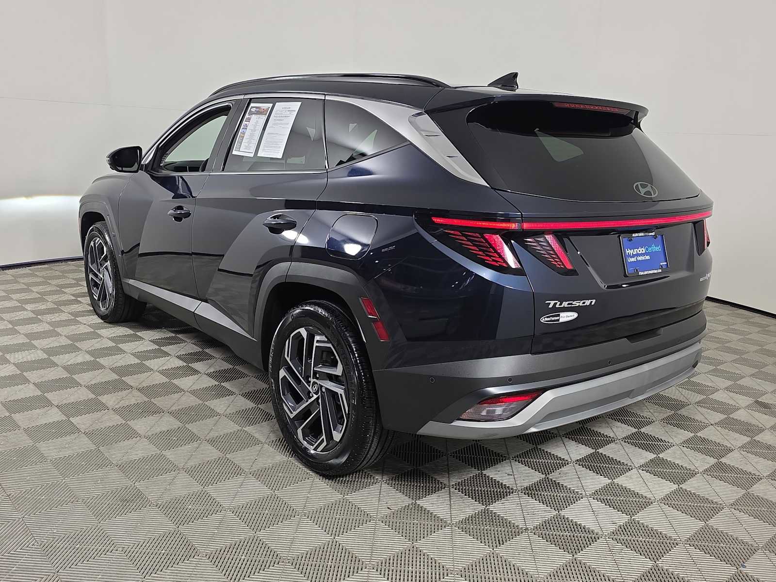 Used 2025 Hyundai Tucson Limited image 6