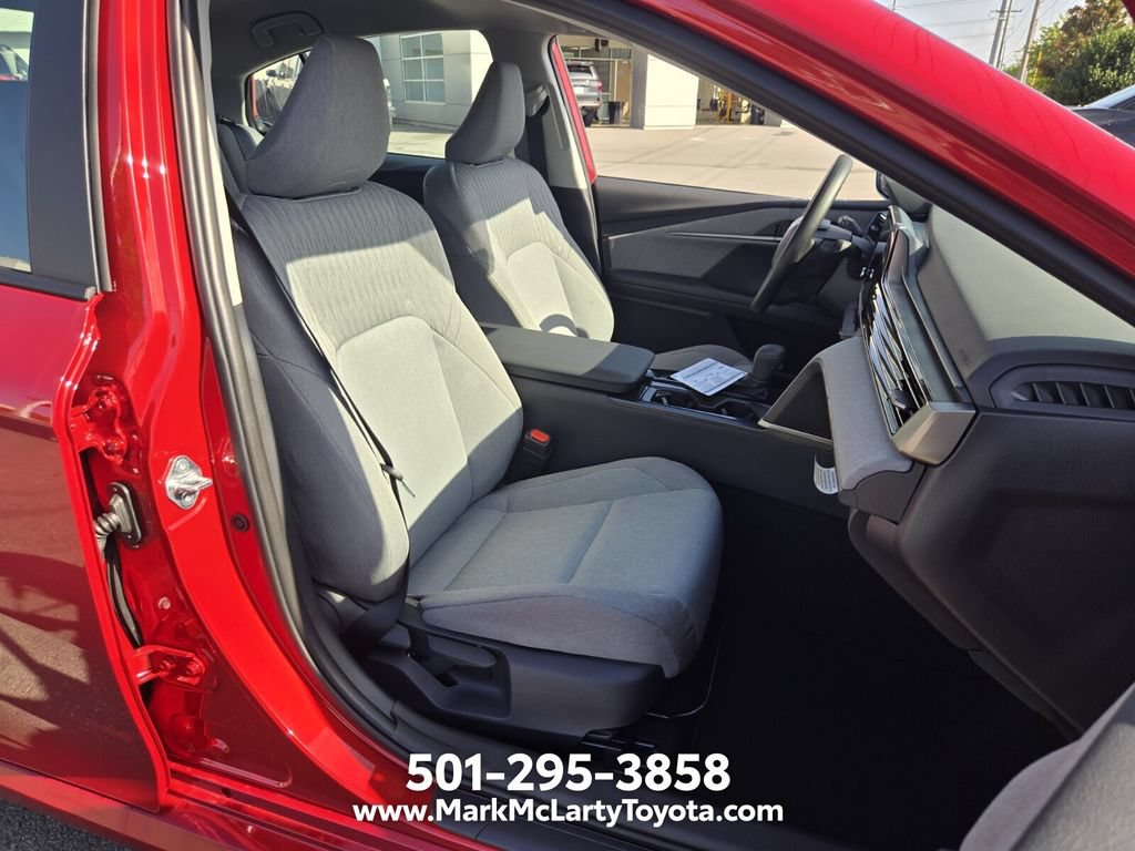 New 2026 Toyota Camry LE w/ Convenience Package FWD image 14