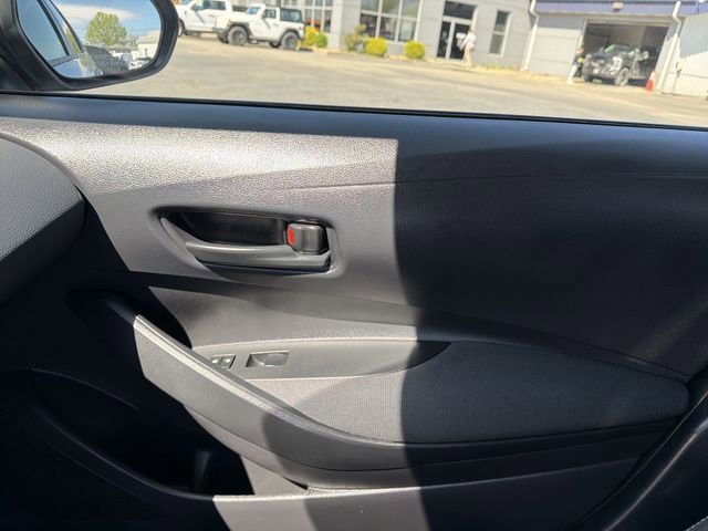 Used 2025 Toyota Corolla LE FWD image 24