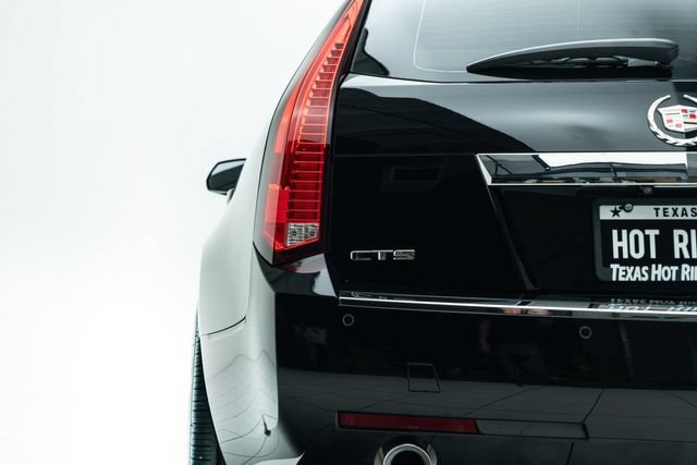 Used 2014 Cadillac CTS V RWD image 17