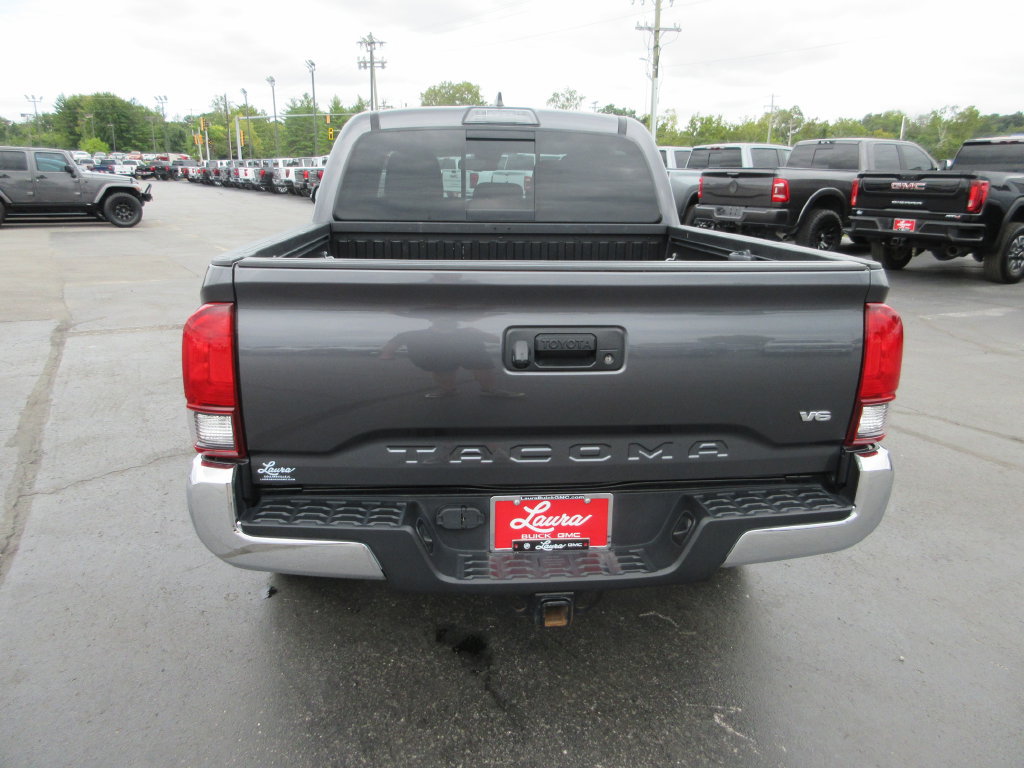 Used 2019 Toyota Tacoma TRD Off-Road AWD/4WD image 7