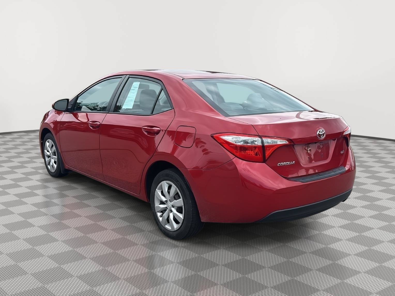 Used 2016 Toyota Corolla LE FWD image 28