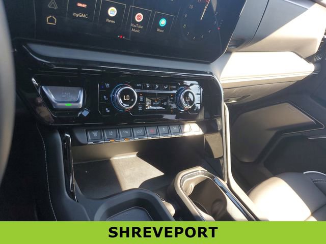 Used 2025 GMC Sierra 2500 AT4X image 18