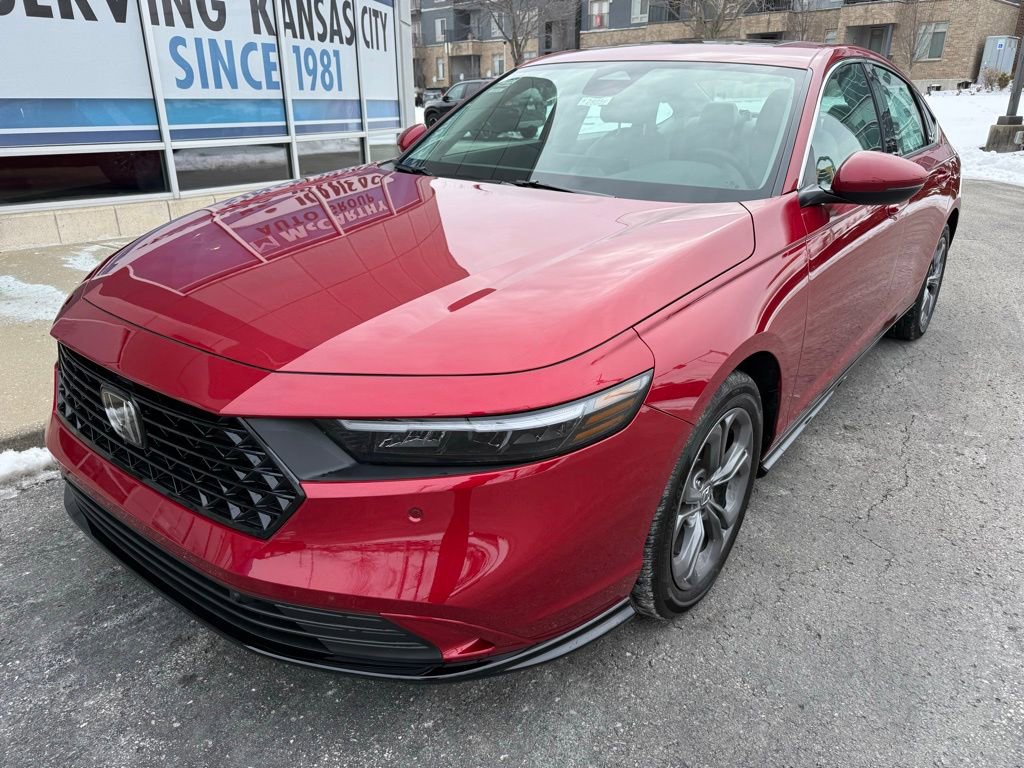 Certified 2025 Honda Accord EX-L image 10