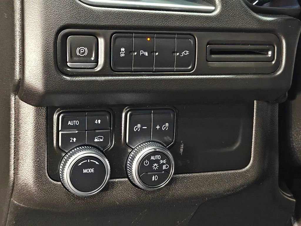 Used 2021 GMC Yukon XL SLE AWD/4WD image 10