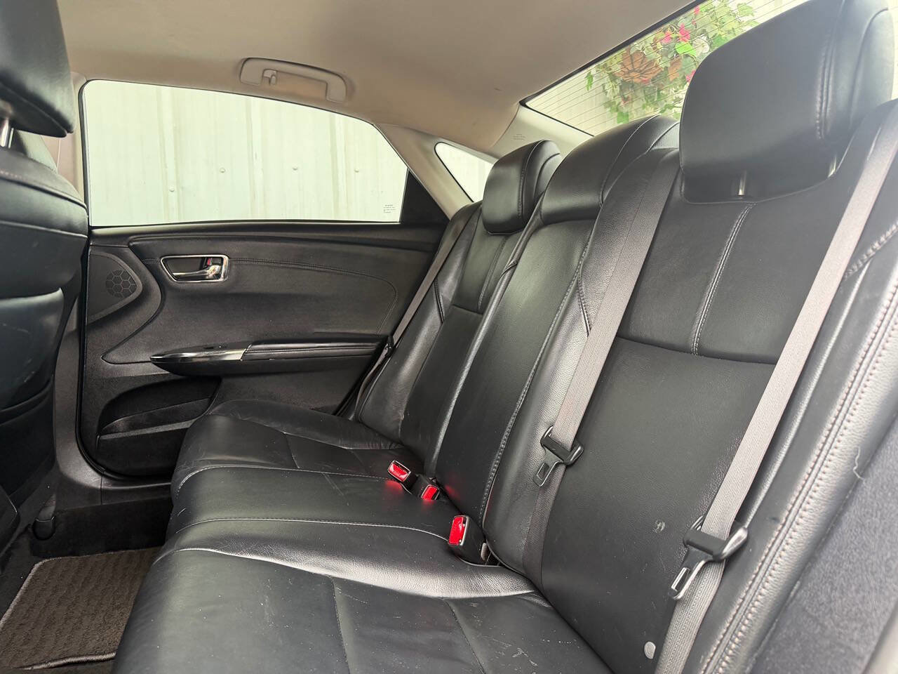 Used 2013 Toyota Avalon XLE Premium image 17