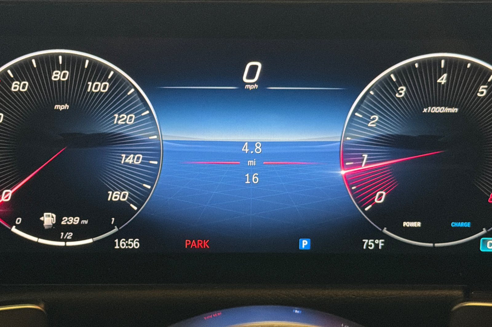 New 2026 Mercedes-Benz GLB 250 4MATIC image 23