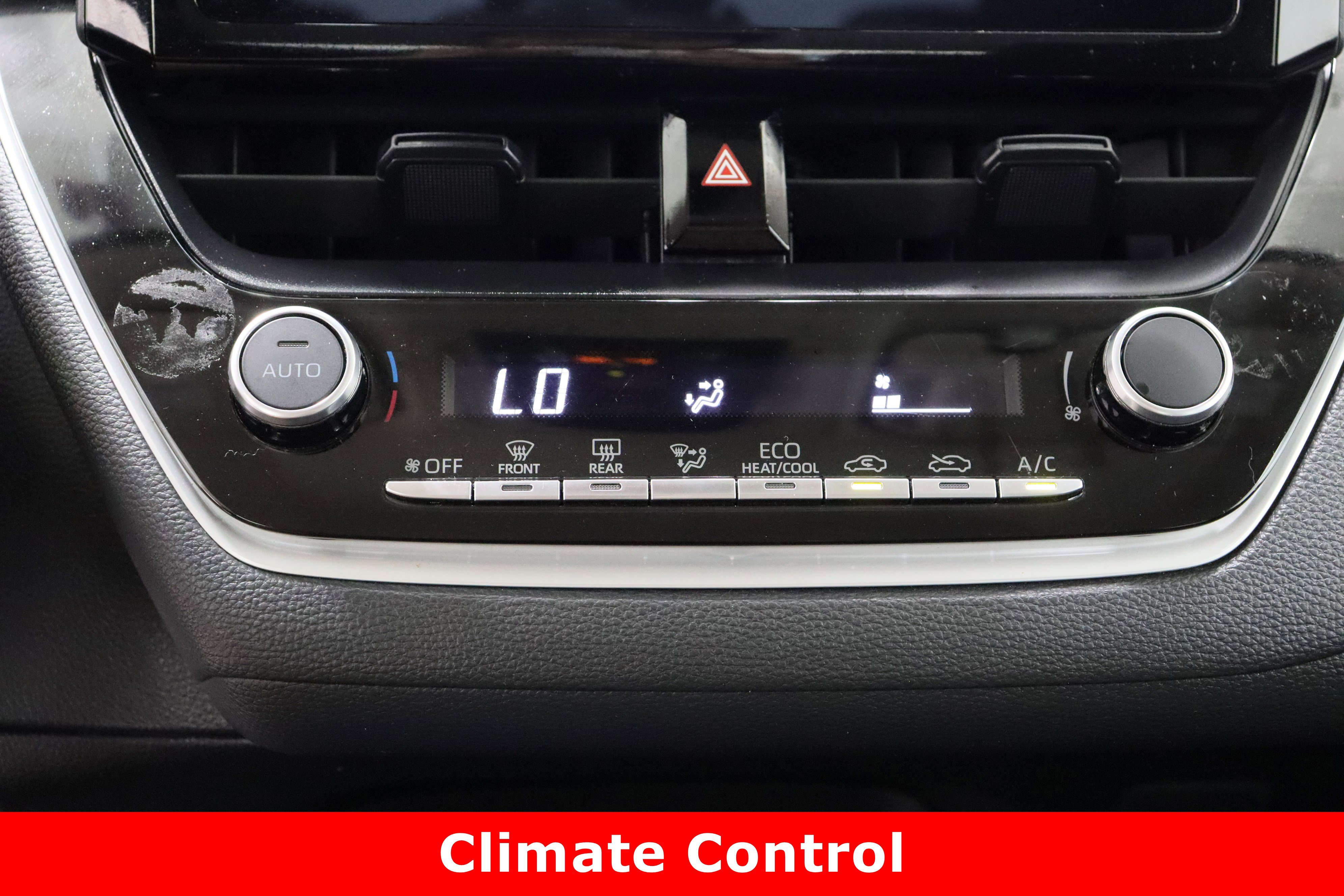 Used 2024 Toyota Corolla LE image 18