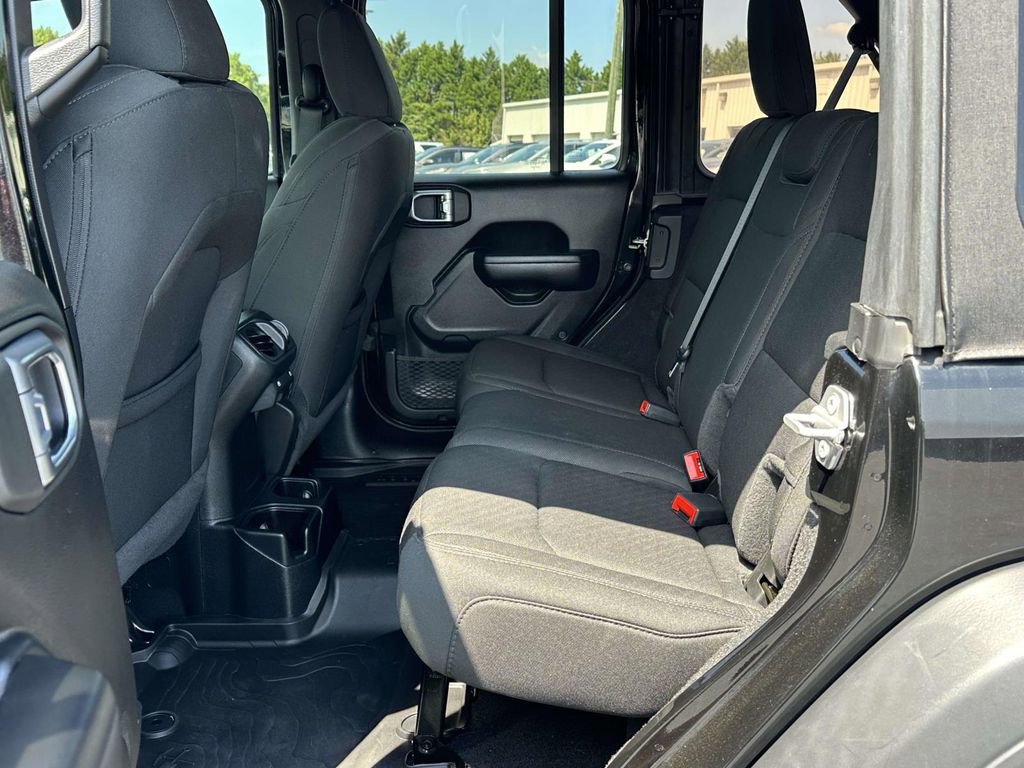 Used 2021 Jeep Wrangler Unlimited Sport image 9