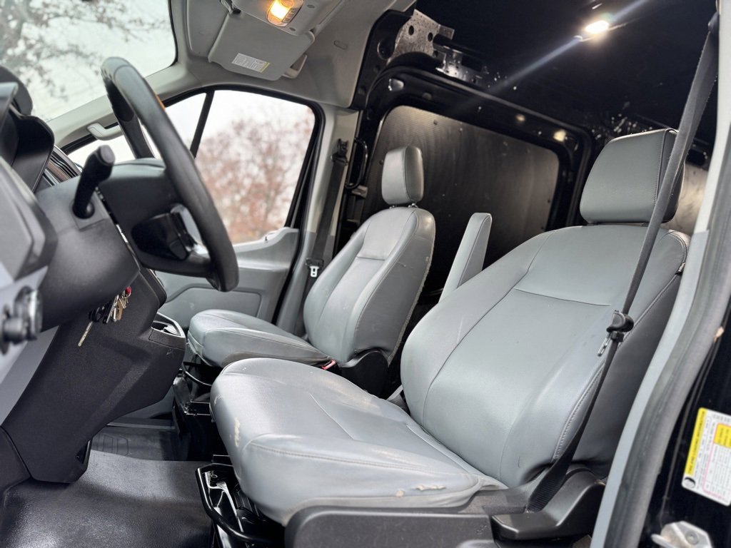 Used 2018 Ford Transit 250 148 Medium Roof image 10