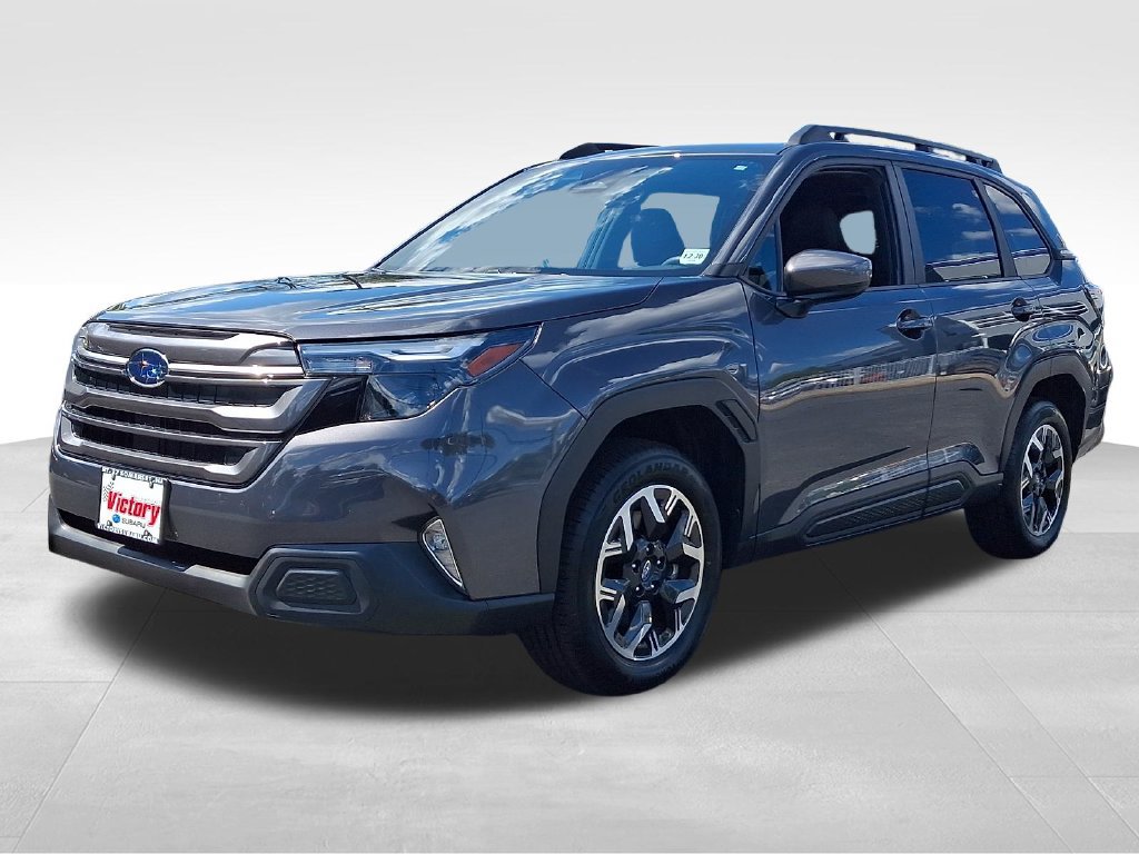 Certified 2025 Subaru Forester Premium AWD/4WD image 3