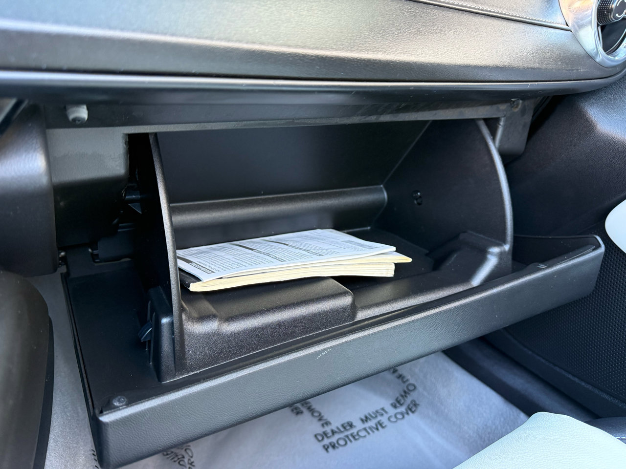 Used 2020 Chevrolet Camaro LT image 15