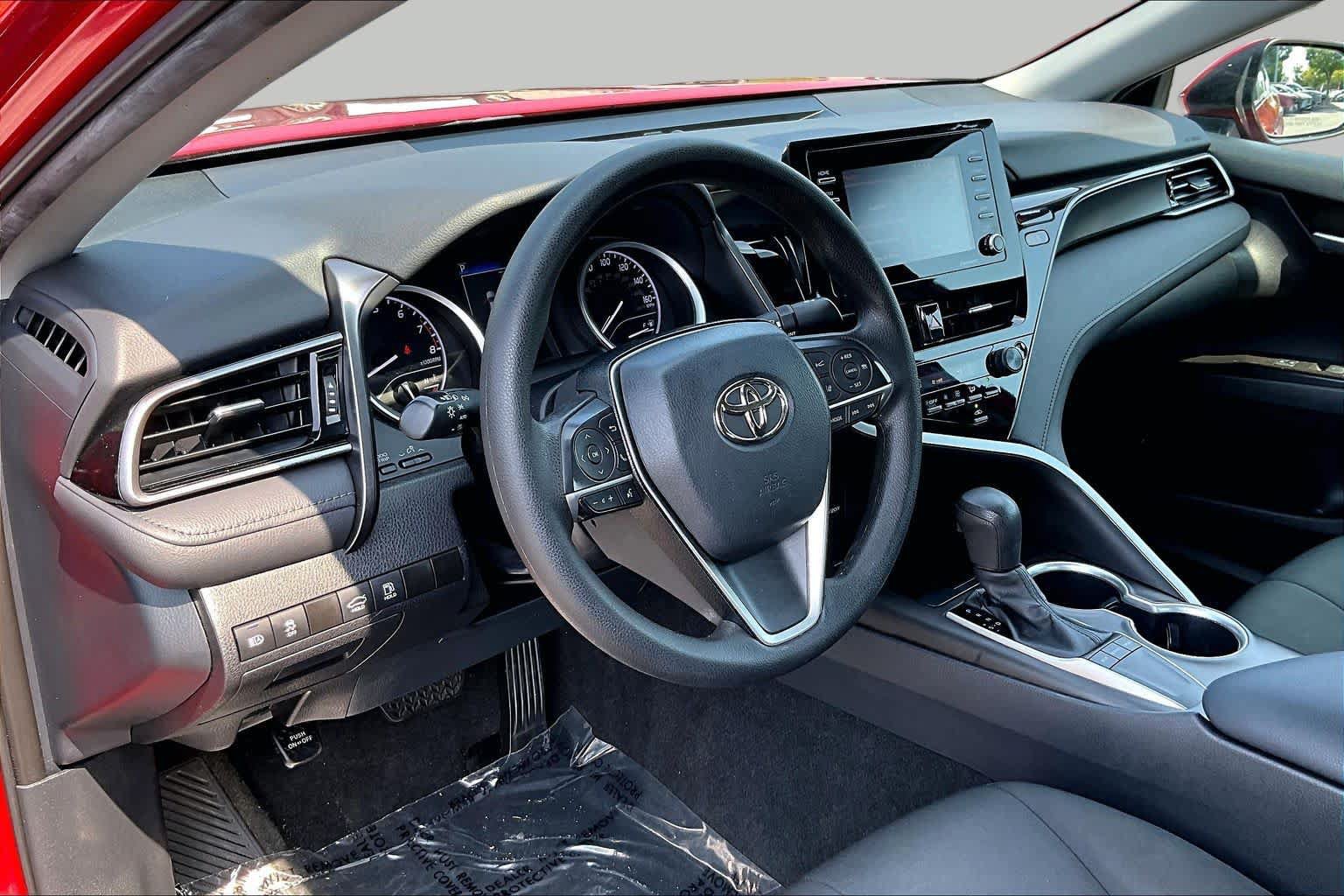 Used 2023 Toyota Camry LE w/ Convenience Package FWD image 17