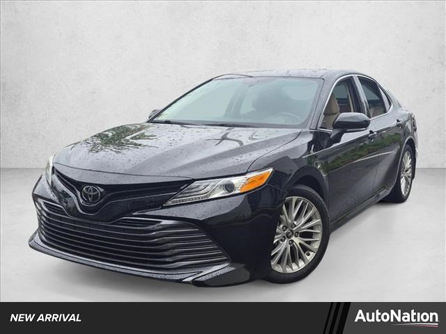 Used 2019 Toyota Camry XLE
