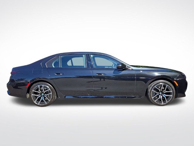 Certified 2026 BMW 760i xDrive AWD/4WD image 7