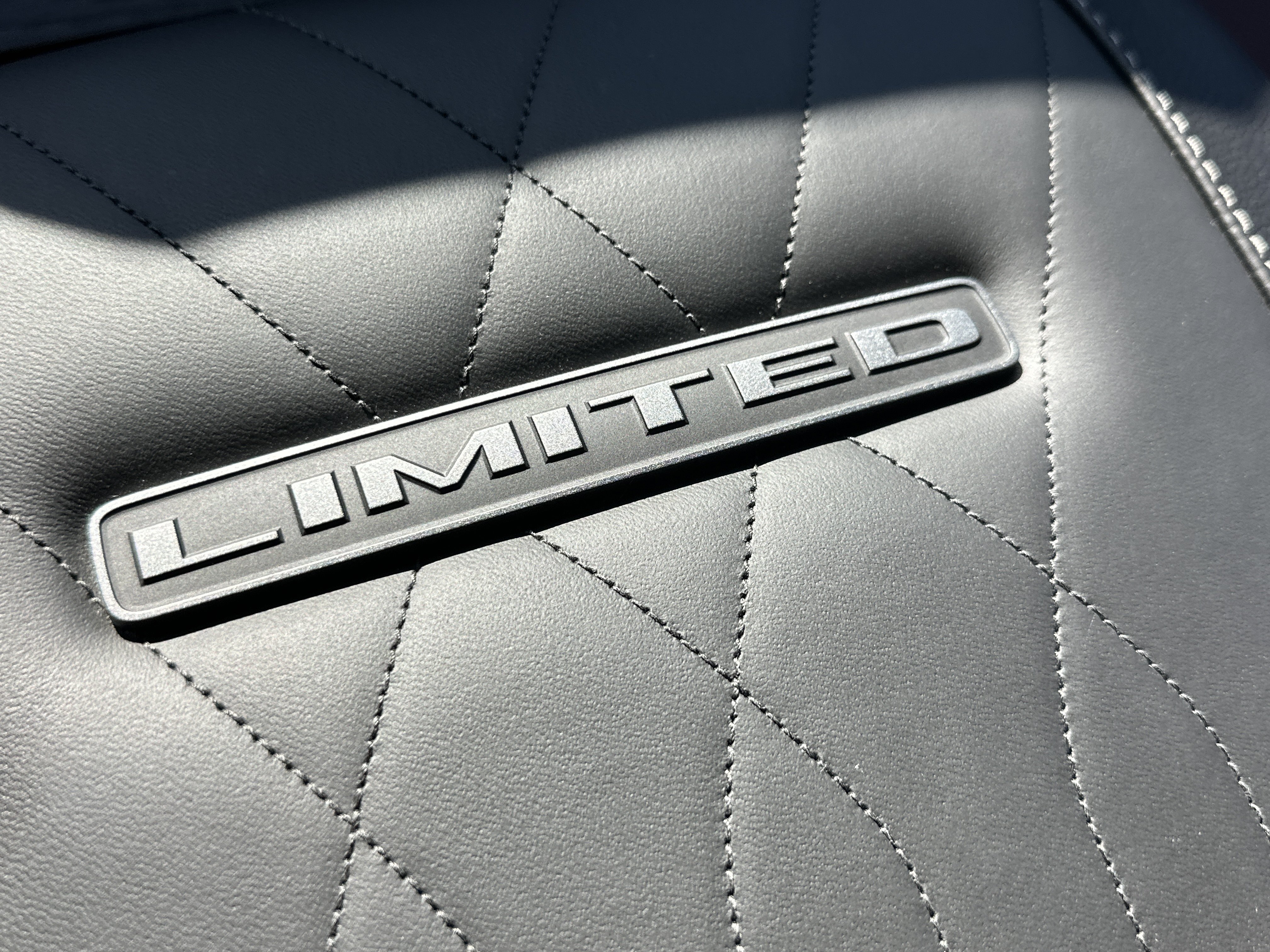 New 2027 RAM 3500 Limited AWD/4WD image 4