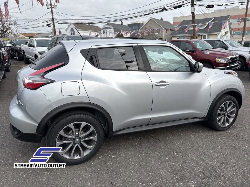 Used 2017 Nissan Juke SV image 11