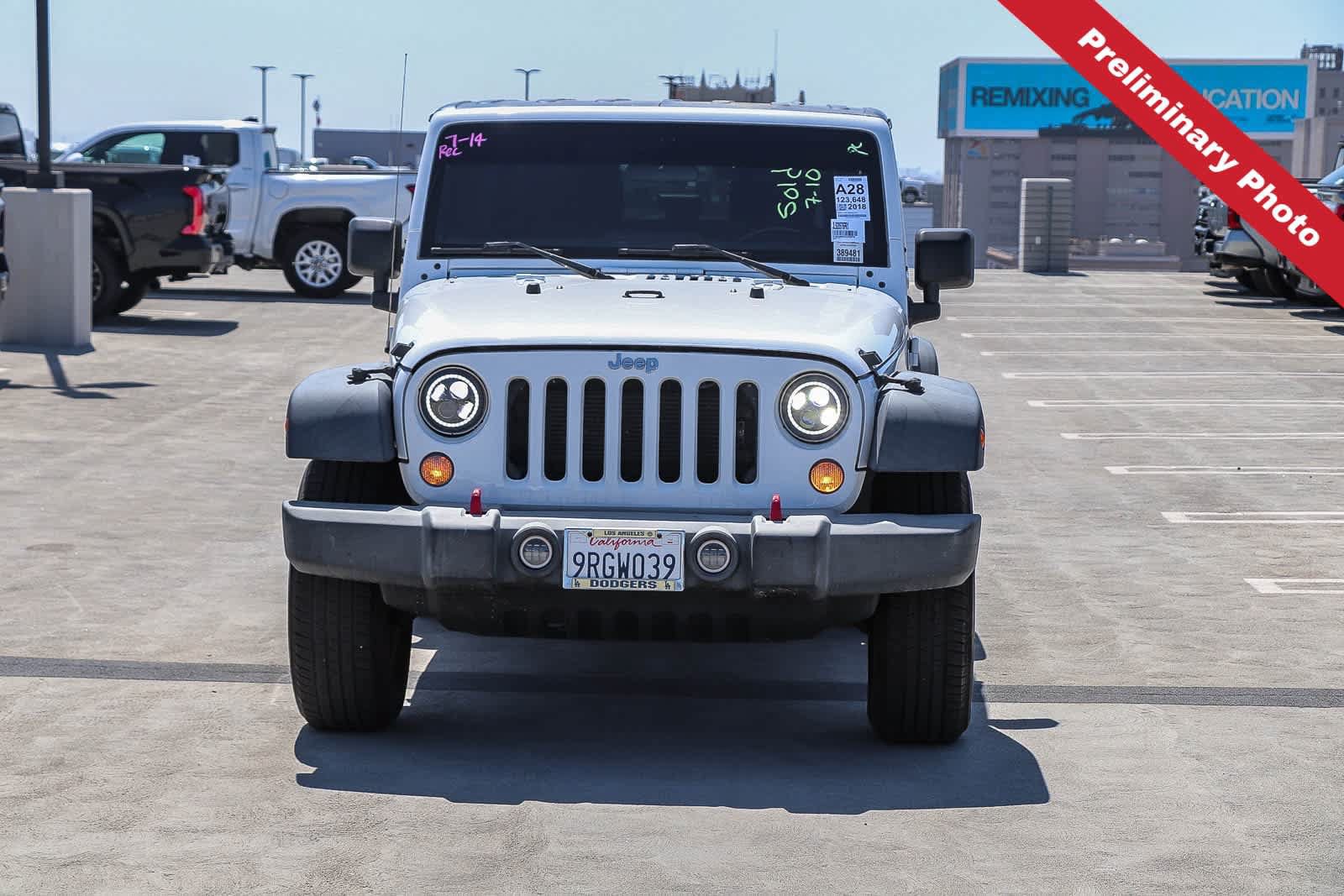 Used 2018 Jeep Wrangler Sport AWD/4WD image 2