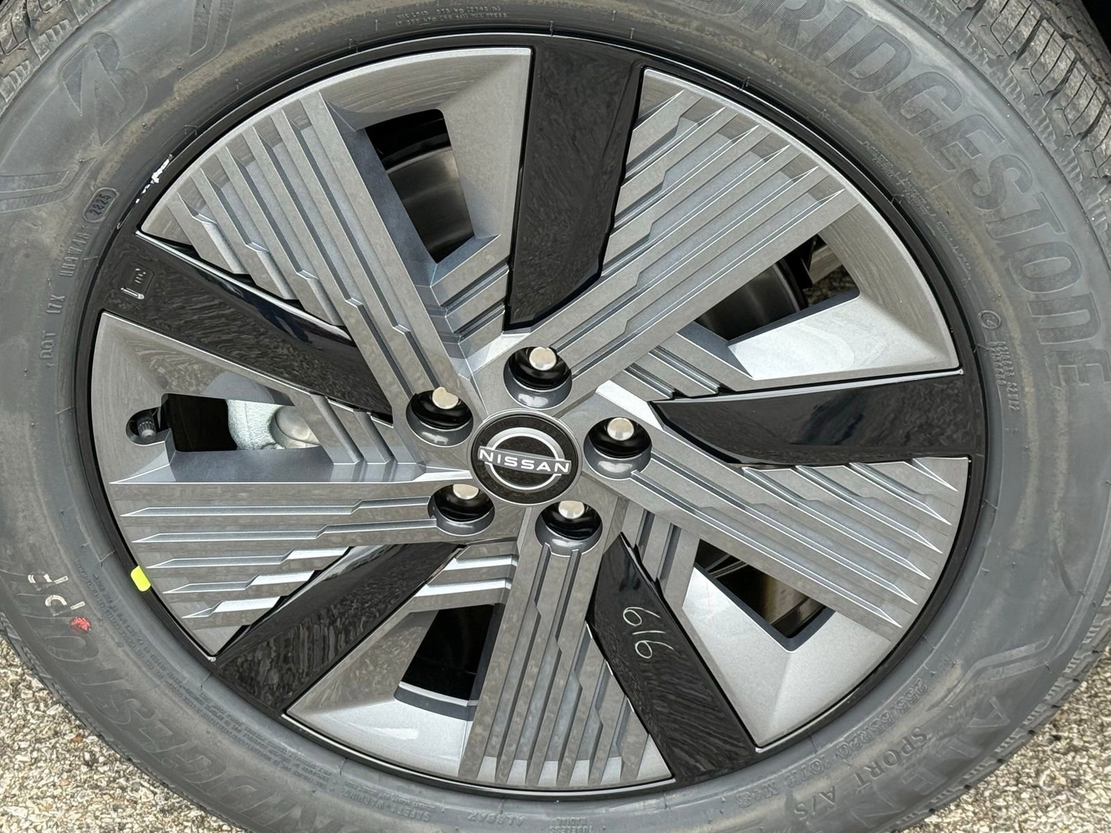 New 2026 Nissan Murano SL image 9