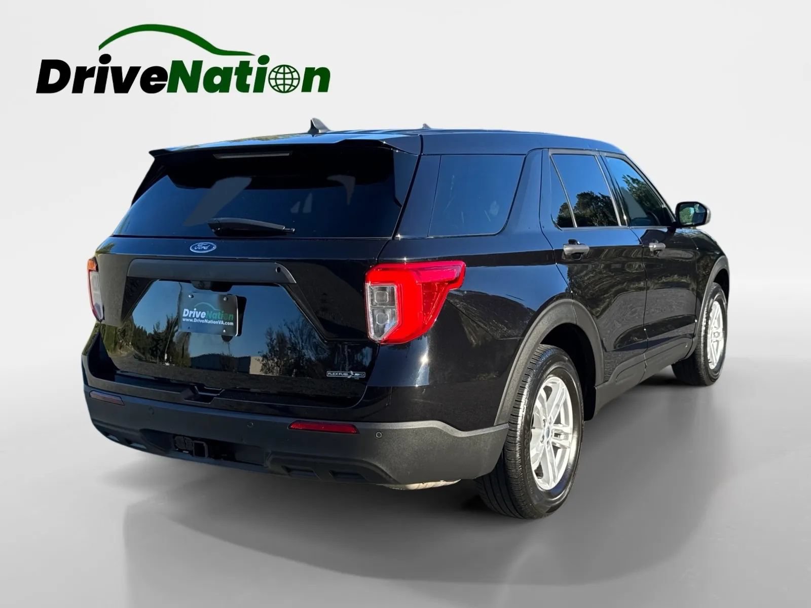 Used 2024 Ford Explorer 4WD Police Interceptor image 5