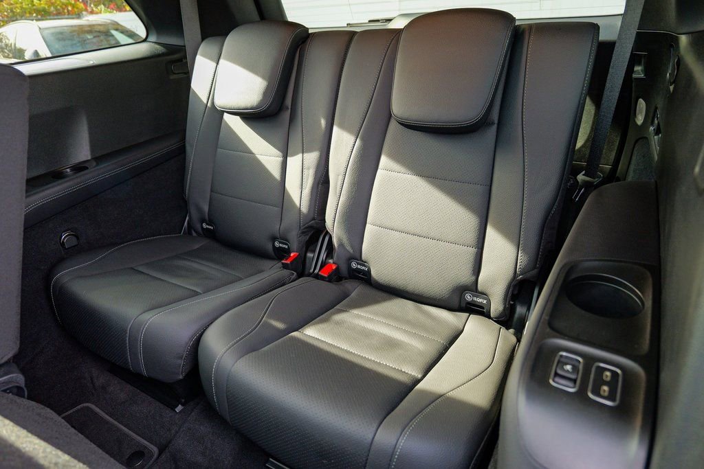 Used 2025 Mercedes-Benz GLS 450 4MATIC image 26