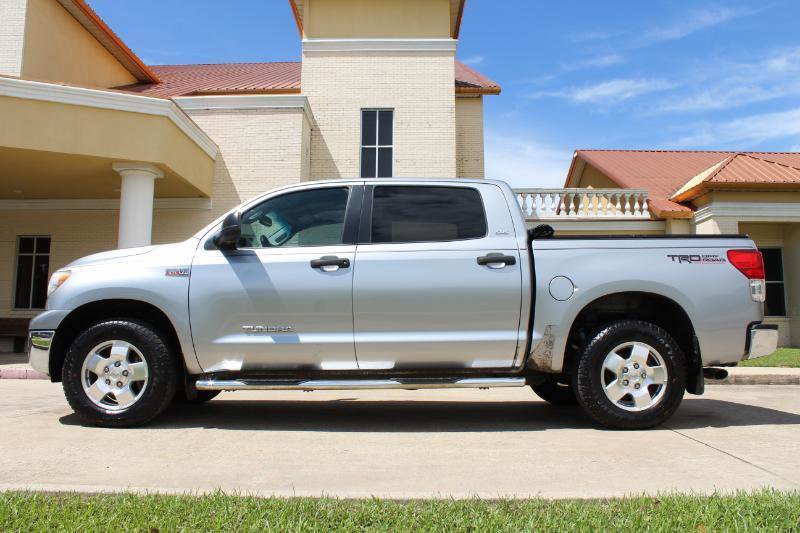 Used 2012 Toyota Tundra 4x4 CrewMax w/ TRD Off-Road Pkg image 11
