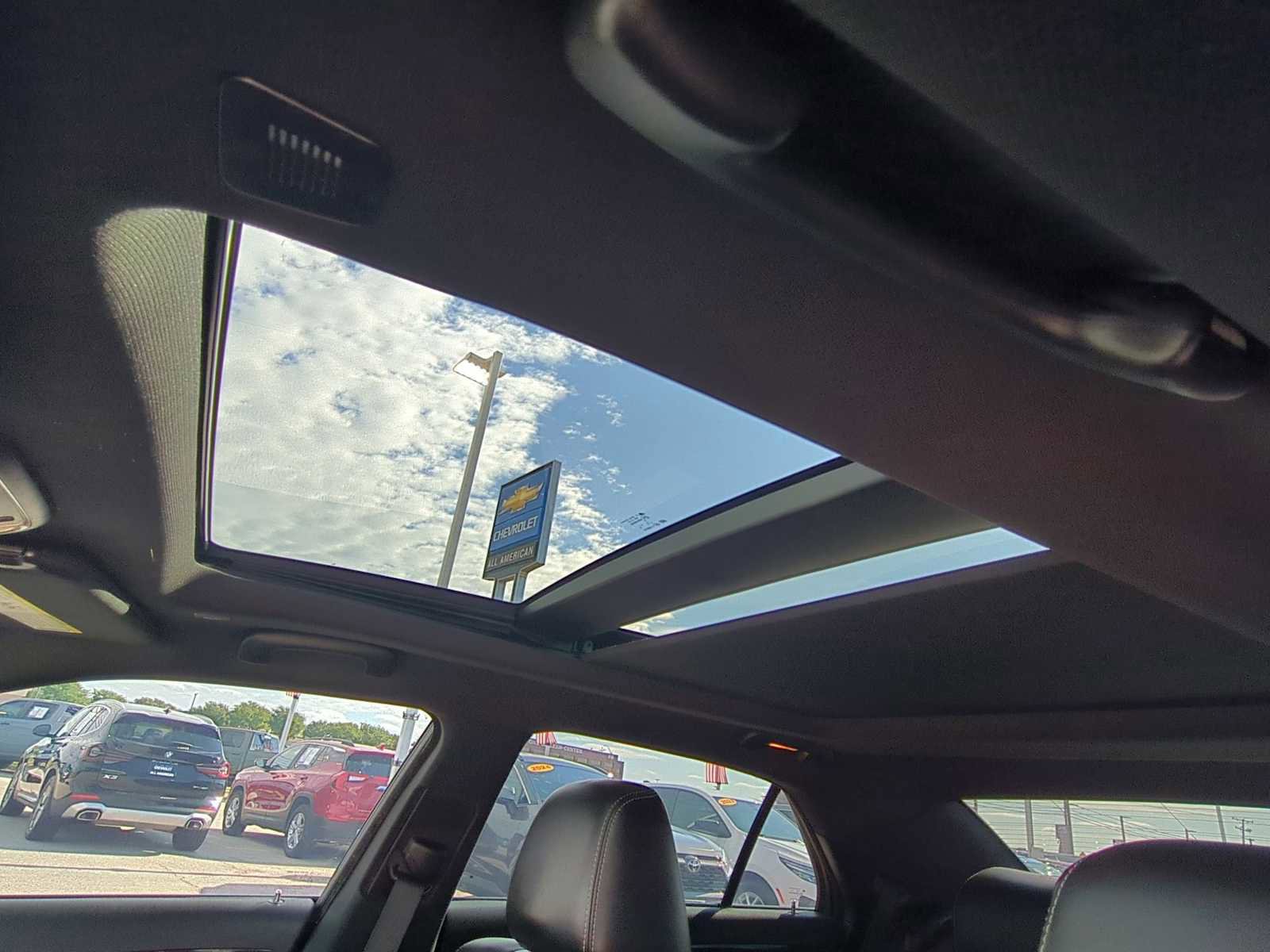 Used 2022 Chrysler 300 S RWD image 19