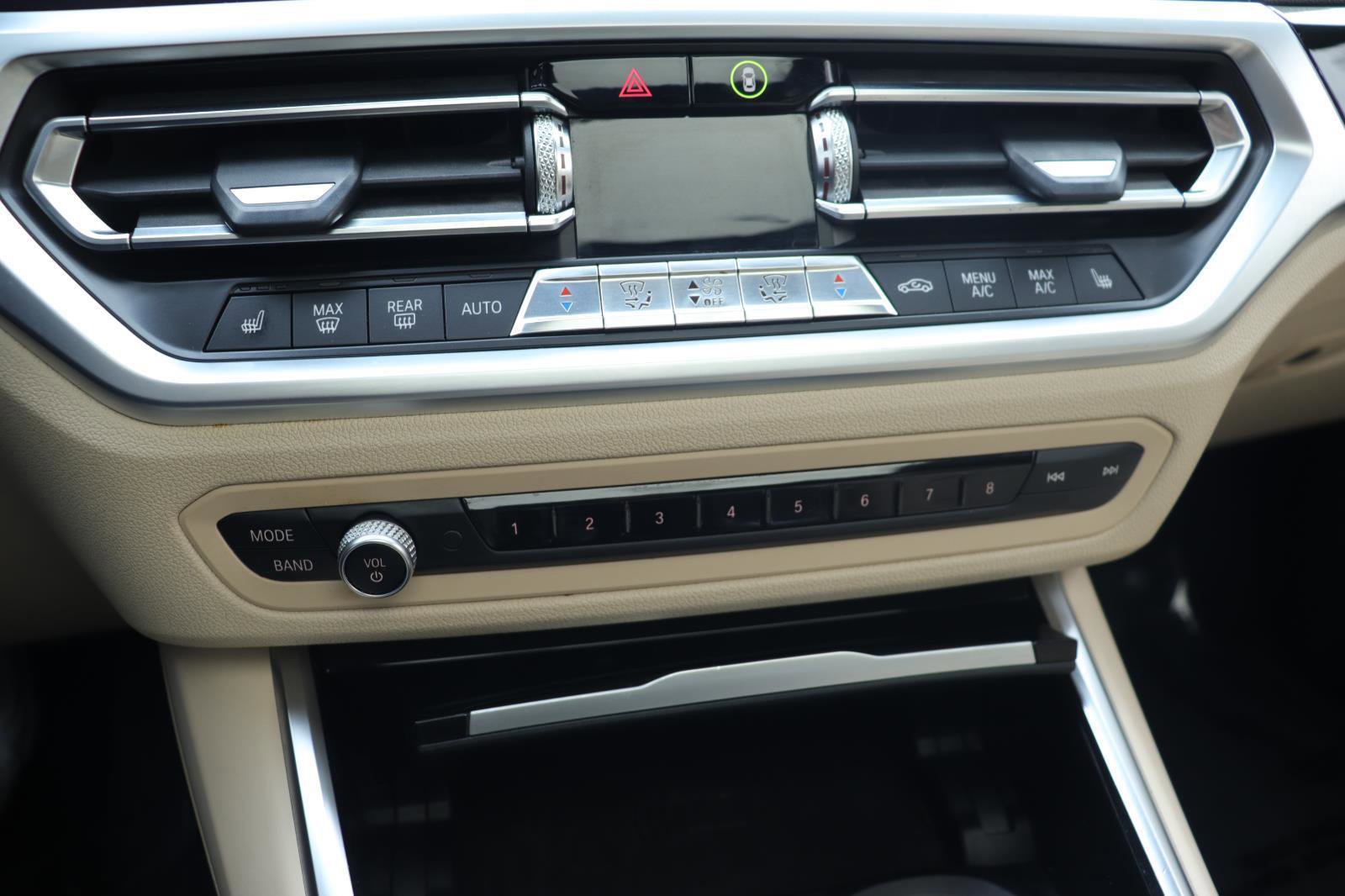 Used 2019 BMW 330i Sedan w/ Premium Package image 31