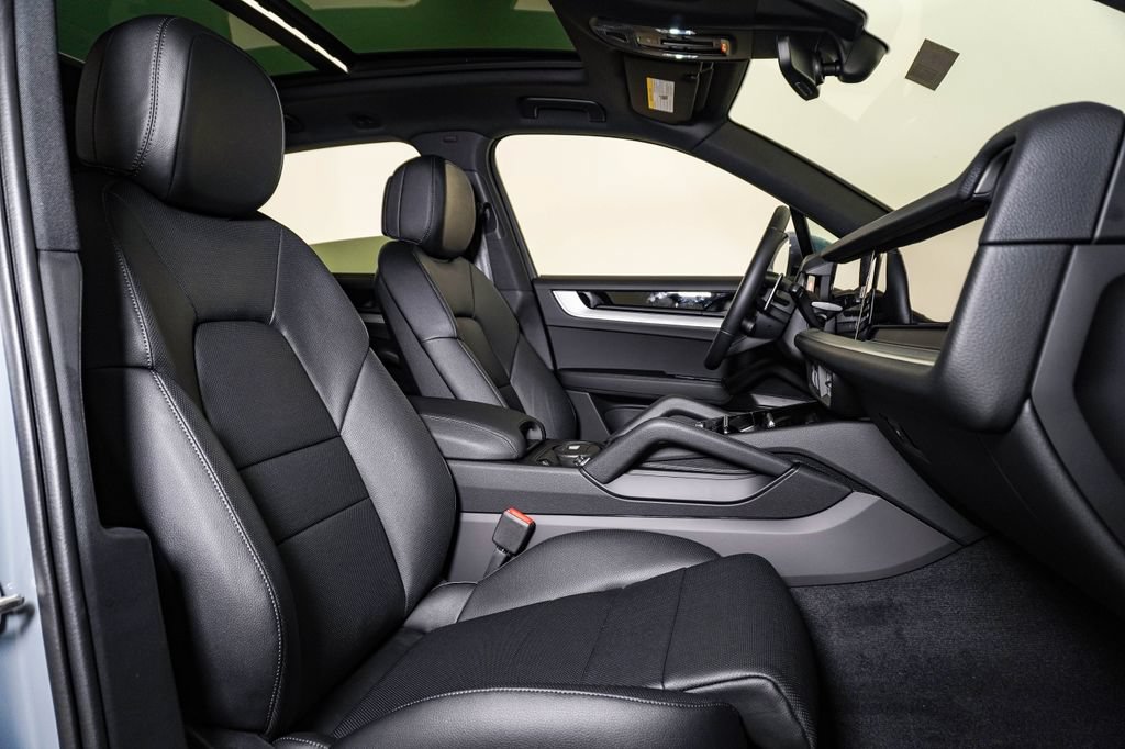 New 2026 Porsche Cayenne AWD/4WD image 15