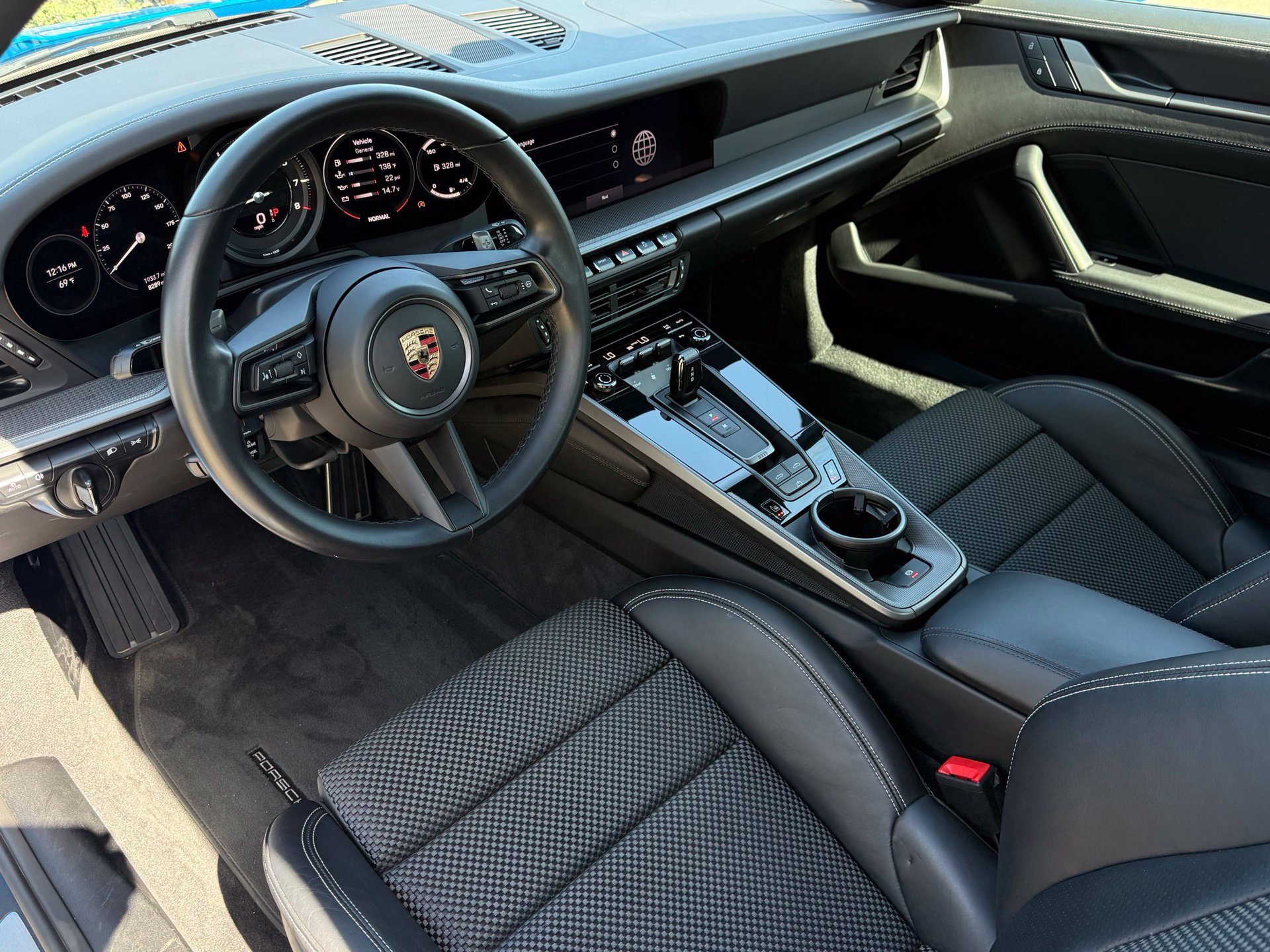 Certified 2024 Porsche 911 Carrera S RWD image 4