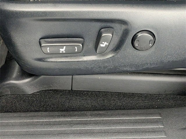 Used 2022 Toyota 4Runner SR5 Premium w/ Moonroof Package image 14