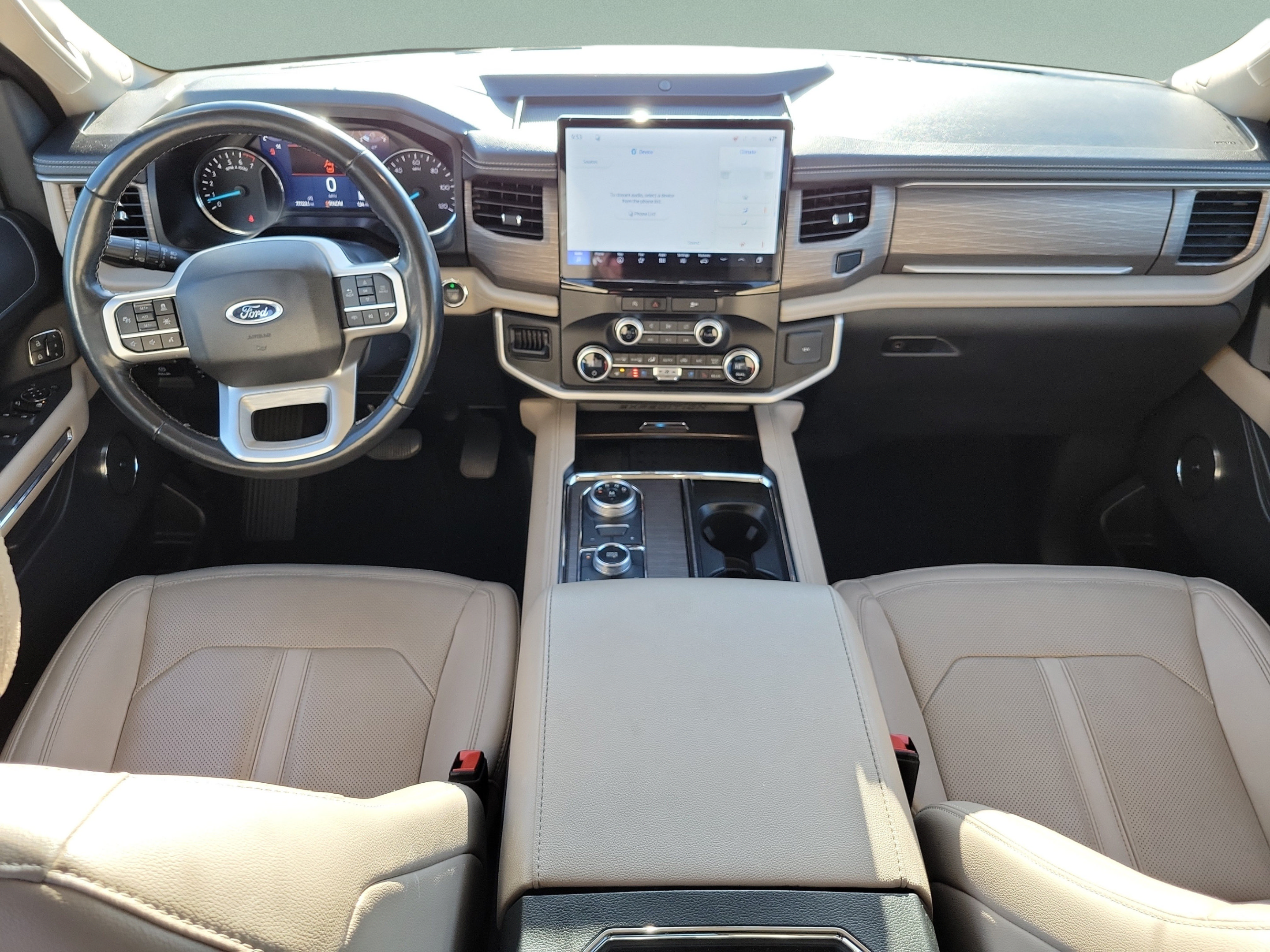 Used 2024 Ford Expedition Limited AWD/4WD image 15