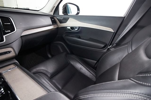 Certified 2023 Volvo XC90 B6 Ultimate w/ Protection Package Premier AWD/4WD image 8