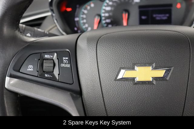 Used 2019 Chevrolet Trax LT w/ LT Convenience Package FWD image 8