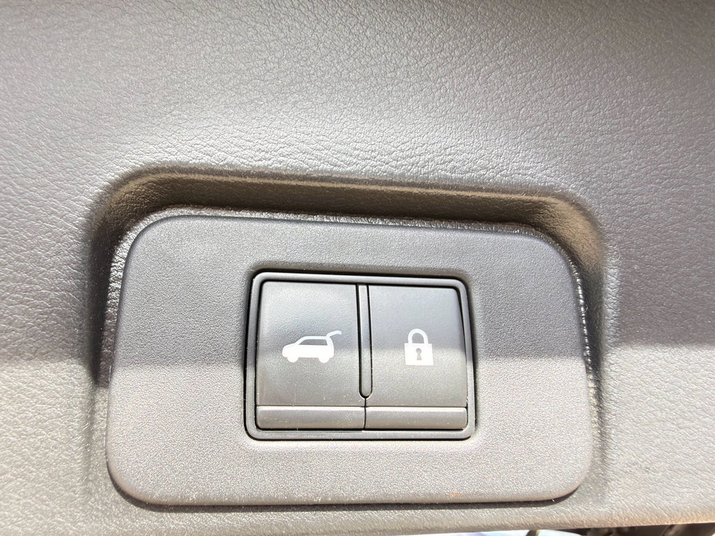Used 2021 Nissan Rogue SL w/ Premium Package FWD image 24
