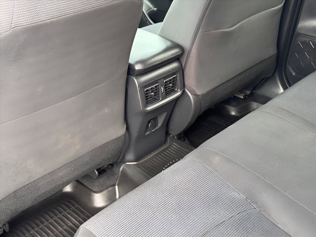 Used 2024 Toyota RAV4 LE image 18