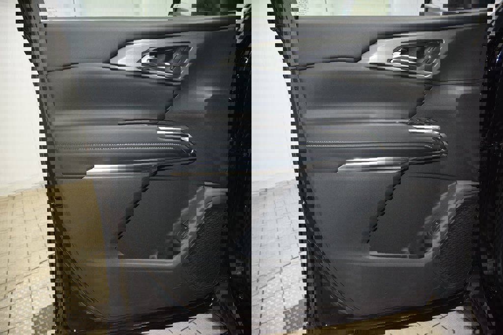 New 2026 Chevrolet Traverse LT image 45