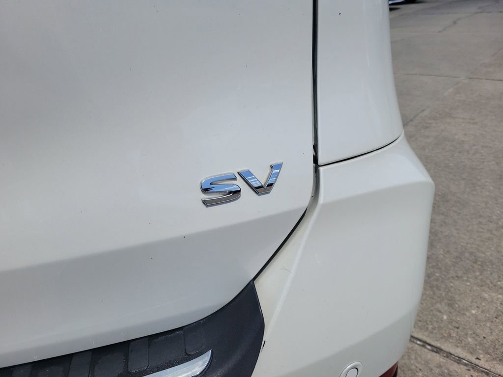 Used 2019 Nissan Rogue SV w/ Premium Package FWD image 5