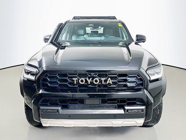Used 2025 Toyota 4Runner Trailhunter AWD/4WD image 2