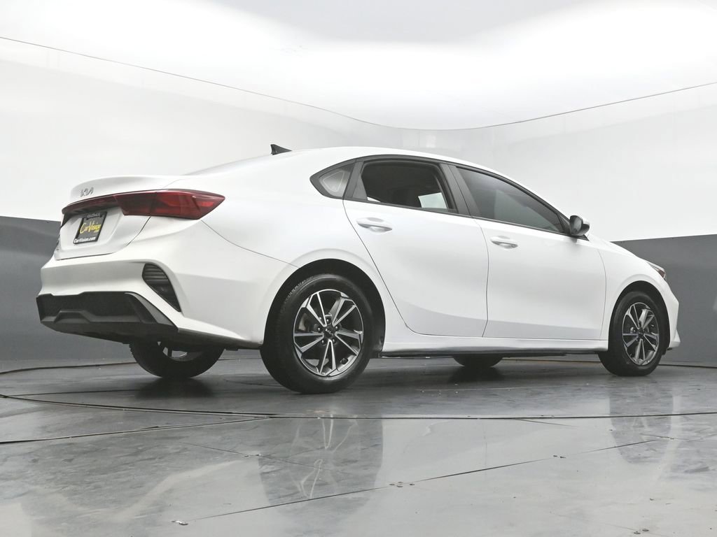 Used 2022 Kia Forte LXS image 44